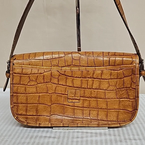 DOONEY AND BOURKE BAYOU COLLECTION SHOULDER BAG BFPM-06-396 - Picture 4 of 16